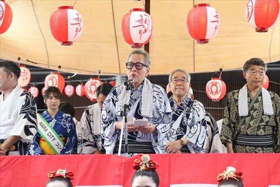 開会セレモニー（滝田会長挨拶）